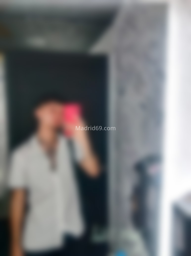 Andy, joven colombiano. 678532891. Citas en MADRID, MADRID. www.madrid69.com.