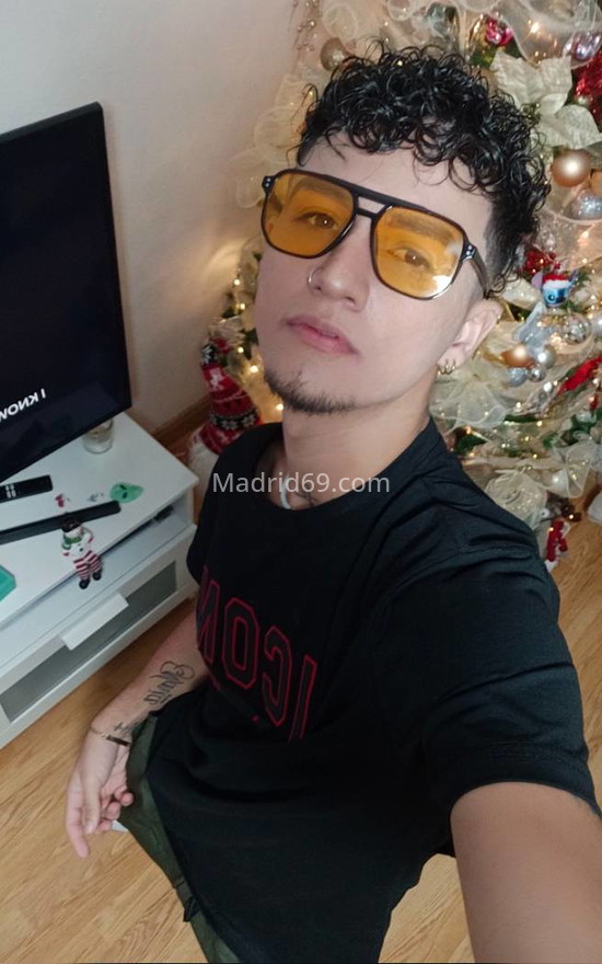 Andy, joven colombiano. 678532891. Citas en MADRID, MADRID. www.madrid69.com.