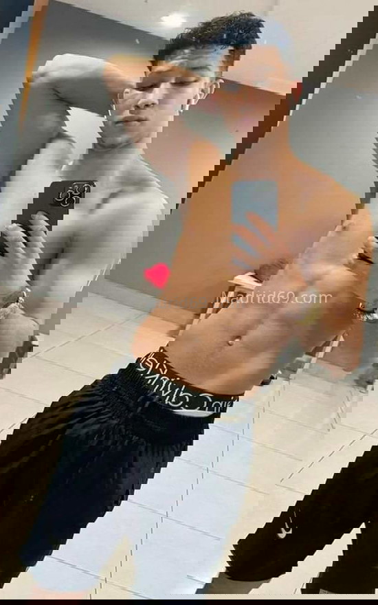 Jean Coks, joven latino. 627024572. Citas en MADRID, MADRID. www.madrid69.com.