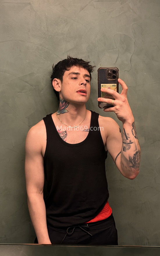 Dave, chico latino descomplicado. 664456169. Citas en MADRID, MADRID. www.madrid69.com.