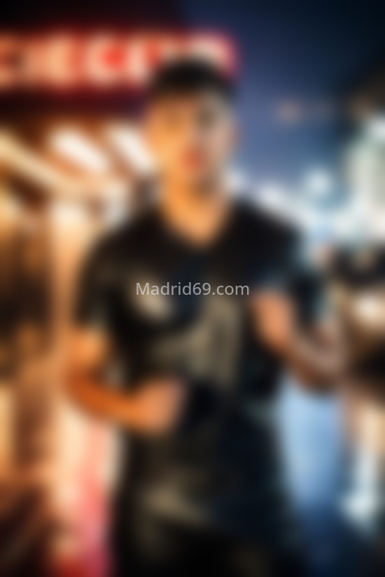 Diego, latino de 20 años. 664448486. Citas en MADRID, MADRID. www.madrid69.com.