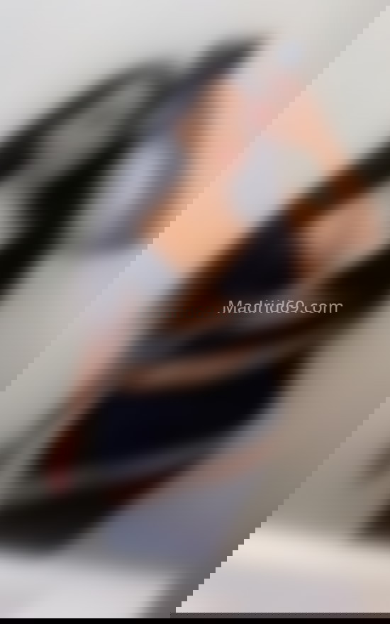 Mia, colombiana 25 años. 695419202. Citas en MADRID, MADRID. www.madrid69.com.