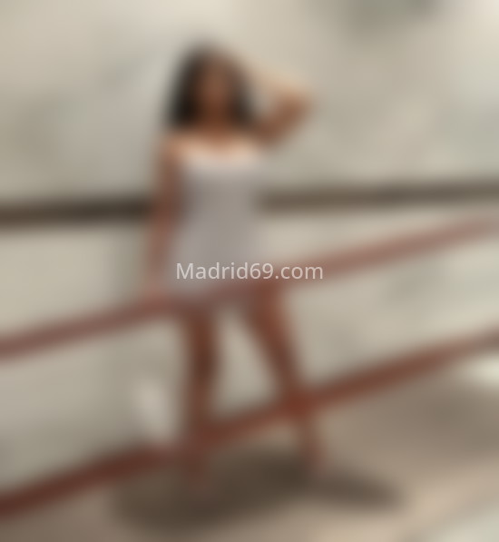 Mia, colombiana 25 años. 695419202. Citas en MADRID, MADRID. www.madrid69.com.