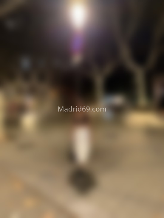 Sofia, joven colombiana . 677373040. Citas en MADRID, MADRID. www.madrid69.com.
