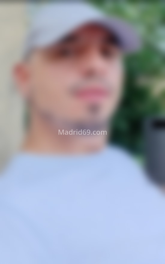 Esteban, colombiano 27 años. 602805568. Citas en MADRID, MADRID. www.madrid69.com.