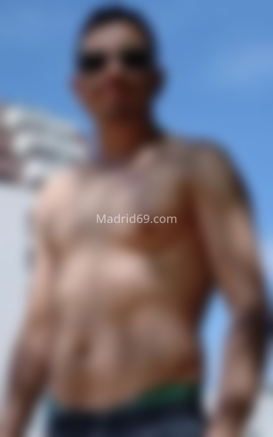 Esteban, colombiano 27 años. 602805568. Citas en MADRID, MADRID. www.madrid69.com.