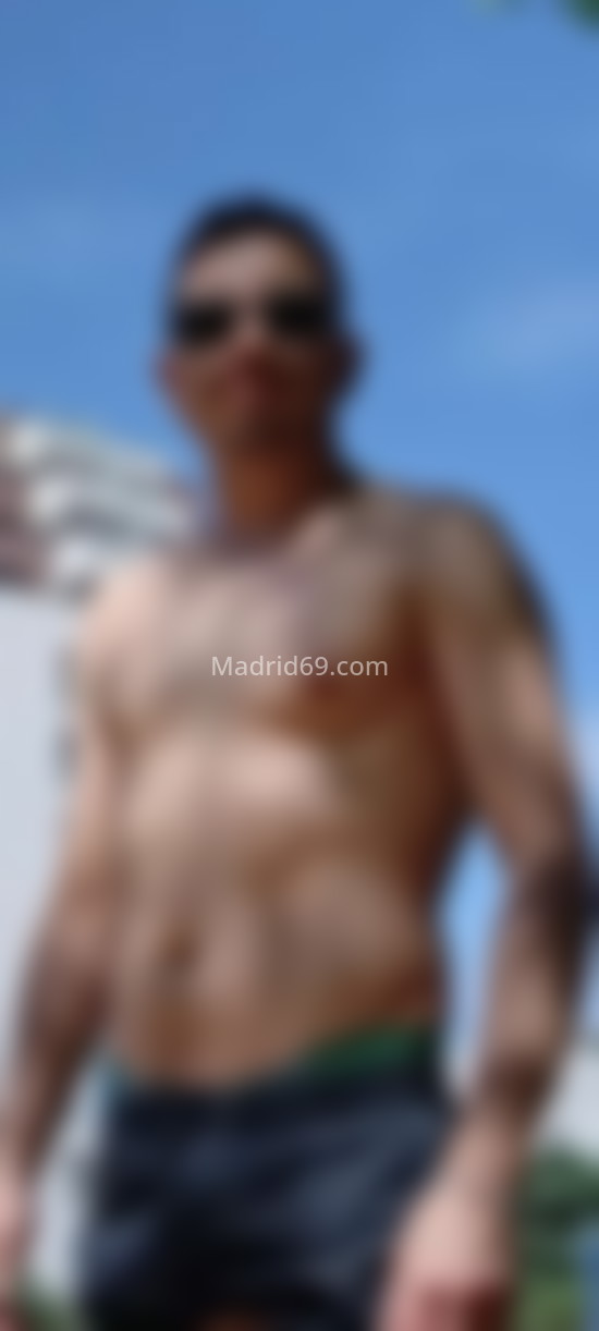 Esteban, colombiano 27 años. 602805568. Citas en MADRID, MADRID. www.madrid69.com.