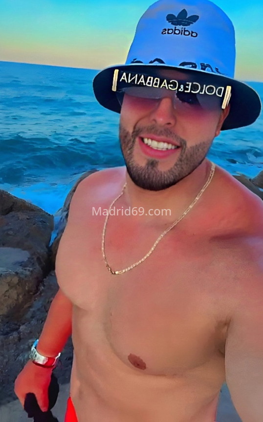 Jeremy, latino musculado. 641640374. Citas en MADRID, MADRID. www.madrid69.com.