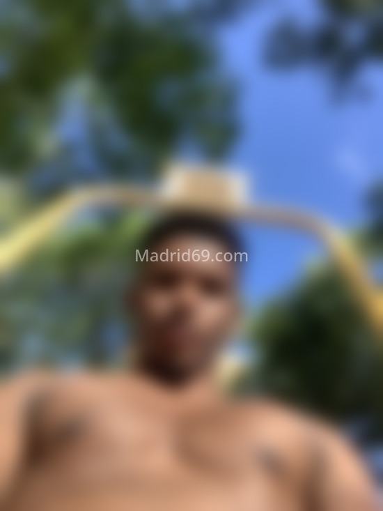 David, caribeño de piel morena . 626021185. Citas en MADRID, MADRID. www.madrid69.com.