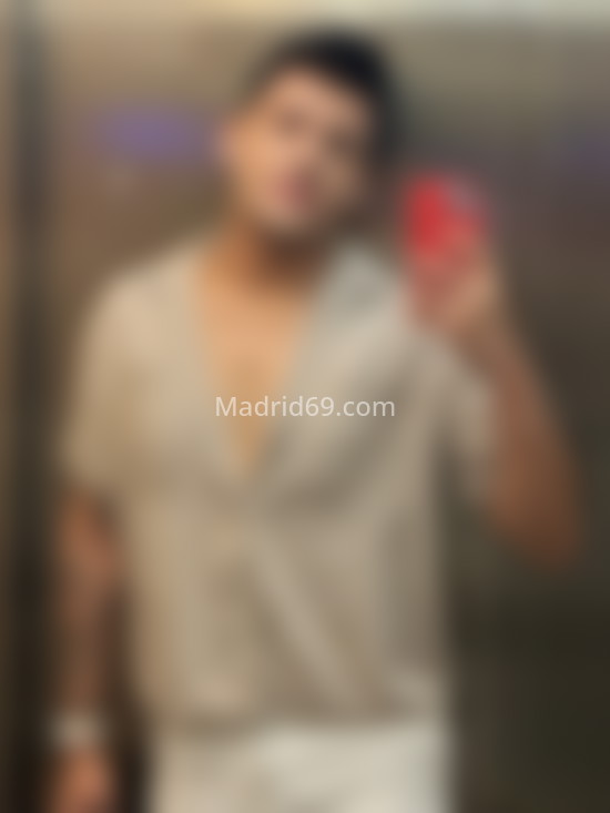 Santiago, colombiano recién llegado . 613413287. Citas en MADRID, MADRID. www.madrid69.com.