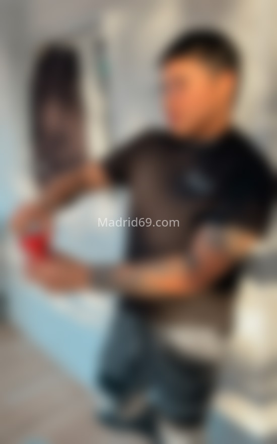 Chico latino, poco tiempo en la ciudad . 692540858. Citas en MADRID, MADRID. www.madrid69.com.
