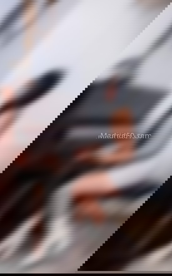 Mia, joven latina. 610647861. Citas en MADRID, MADRID. www.madrid69.com.