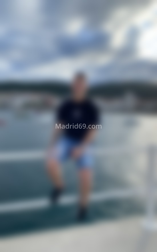 Mikel, joven colombiano. 617404481. Citas en MADRID, MADRID. www.madrid69.com.