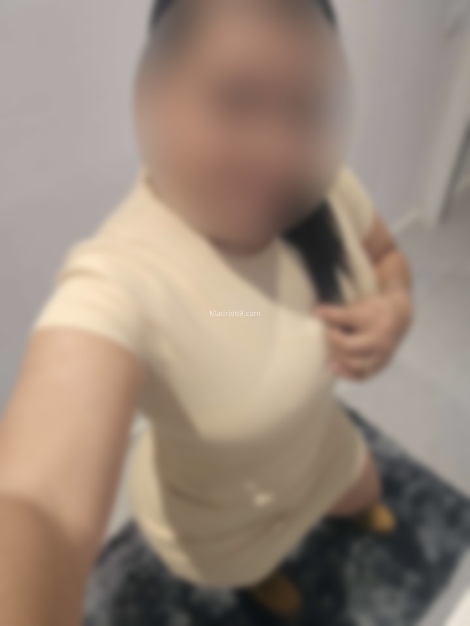 Karina, mujer latina . 631188175. Citas en MADRID, MADRID. www.madrid69.com.