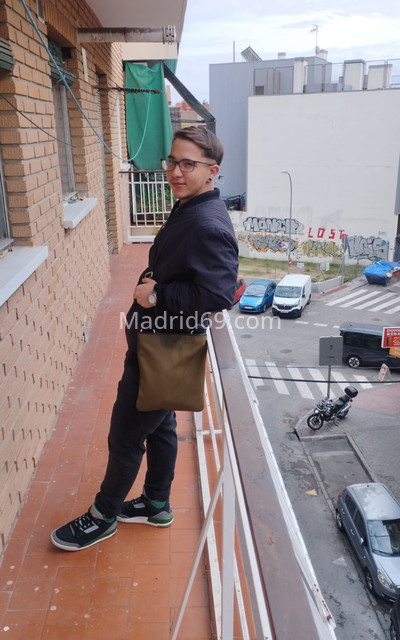 Chico trans en la ciudad. 613857860. Citas en MADRID, MADRID. www.madrid69.com.