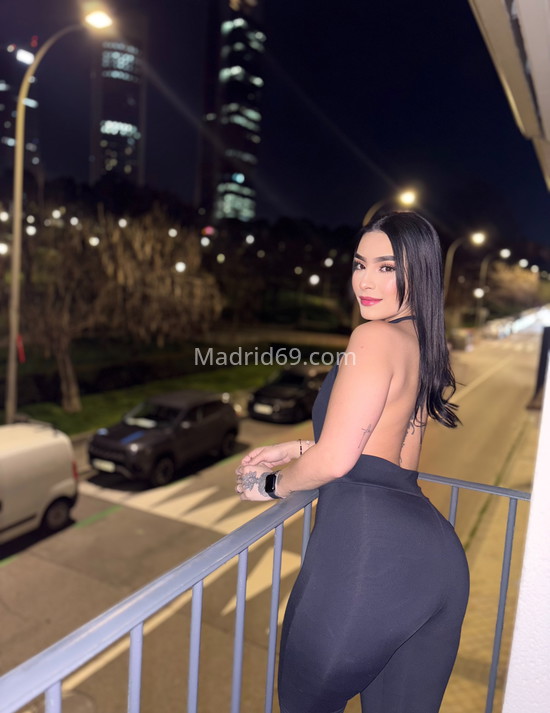 Mía, joven latina. 670488529. Citas en MADRID, MADRID. www.madrid69.com.
