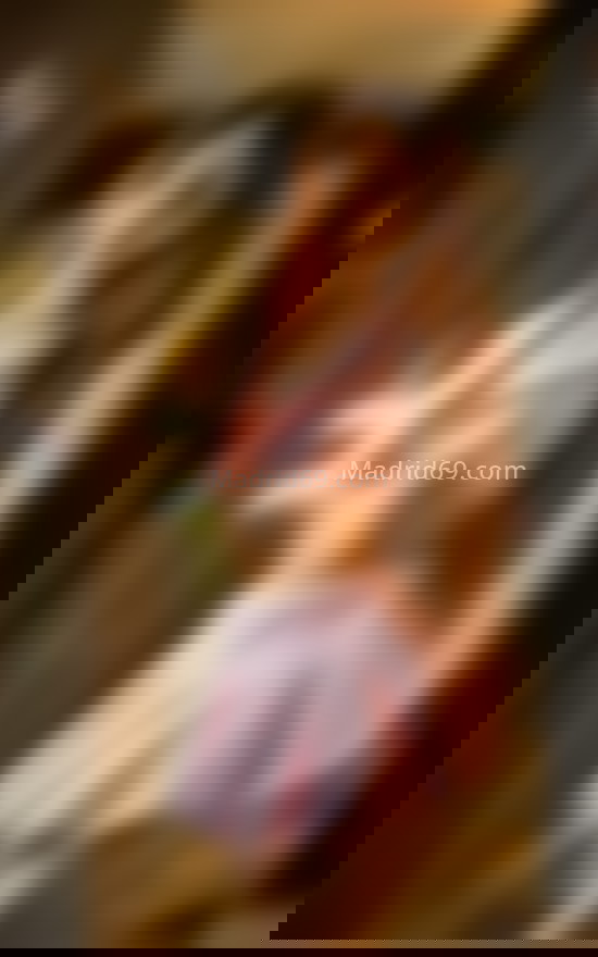 Laura Rios, joven trans colombiana. 692931621. Citas en MADRID, MADRID. www.madrid69.com.
