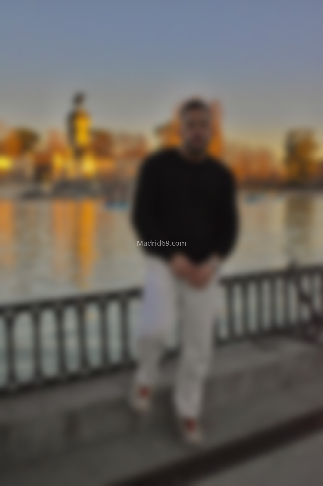 Luis, latino recién llegado. 613392856. Citas en MADRID, MADRID. www.madrid69.com.