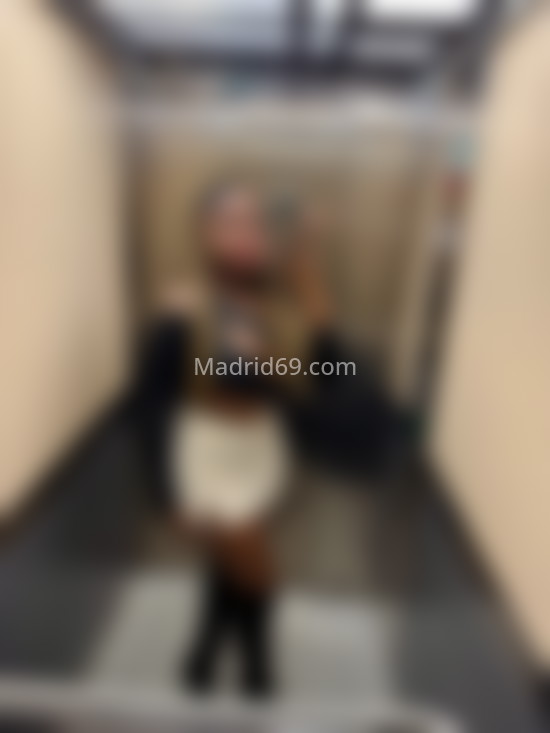 Sara, jovencita de 20 años. 641982840. Citas en MADRID, MADRID. www.madrid69.com.