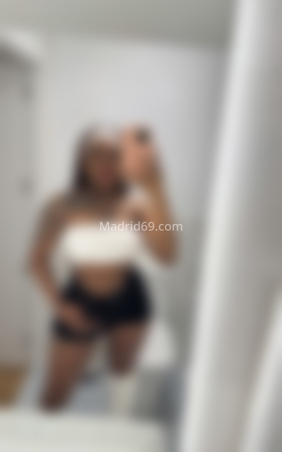 Sara, jovencita de 20 años. 641982840. Citas en MADRID, MADRID. www.madrid69.com.