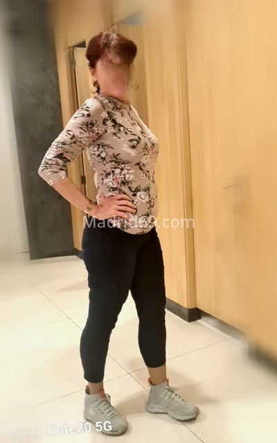 Rosa, madurita con ganas de pasarlo bien. 611279839. Citas en MADRID, MADRID. www.madrid69.com.