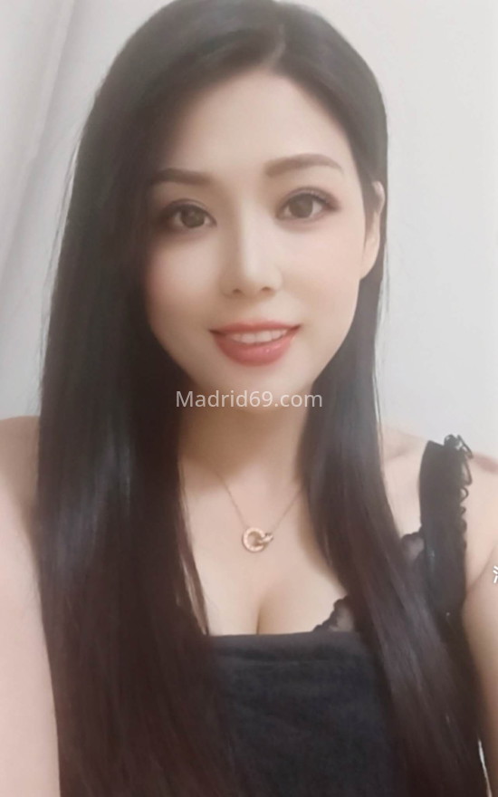 Linda, oriental . 688521500. Citas en MADRID, MADRID. www.madrid69.com.