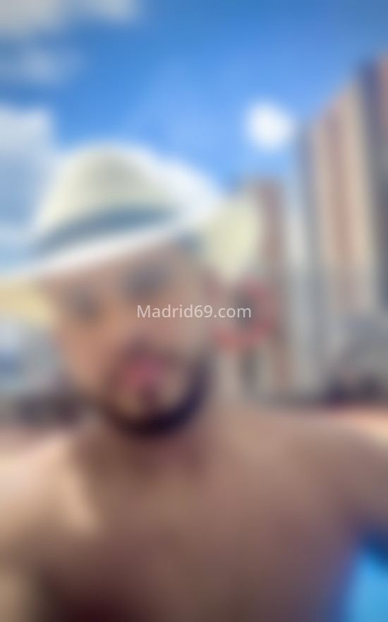 Enmanuel, recién llegado a la ciudad . 684701648. Citas en MADRID, MADRID. www.madrid69.com.