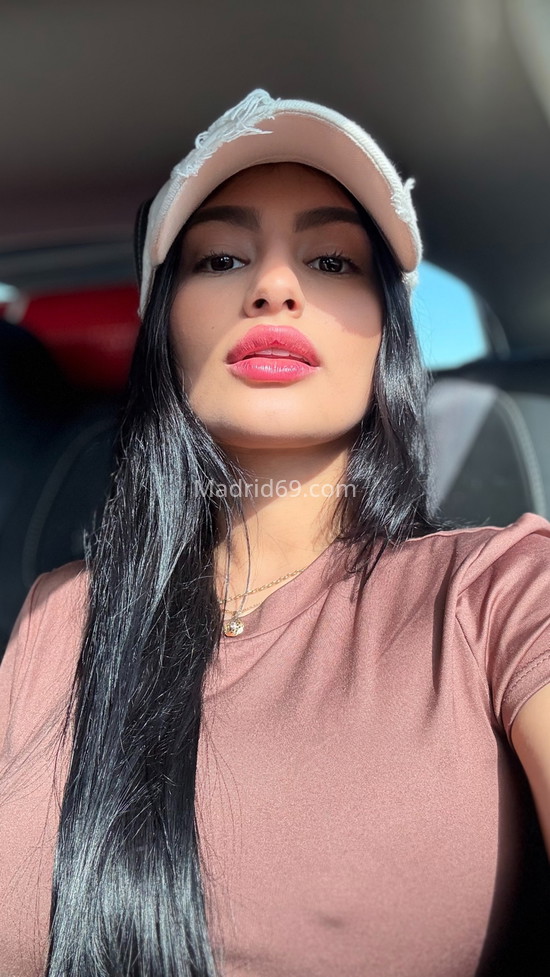 Katalina, joven y guapa colombiana . 672965399. Citas en MADRID, MADRID. www.madrid69.com.
