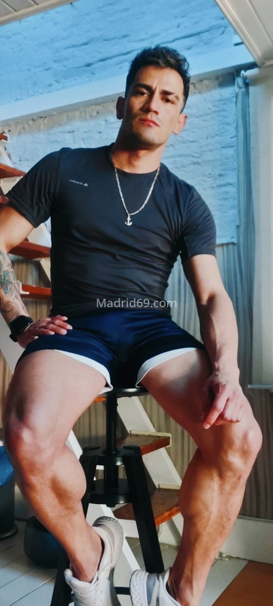 Nikolas, colombiano fiestero. 617931445. Citas en MADRID, MADRID. www.madrid69.com.