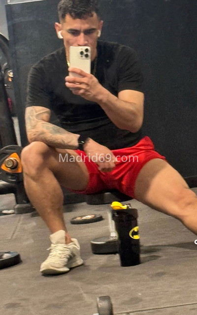Nikolas, colombiano fiestero. 617931445. Citas en MADRID, MADRID. www.madrid69.com.