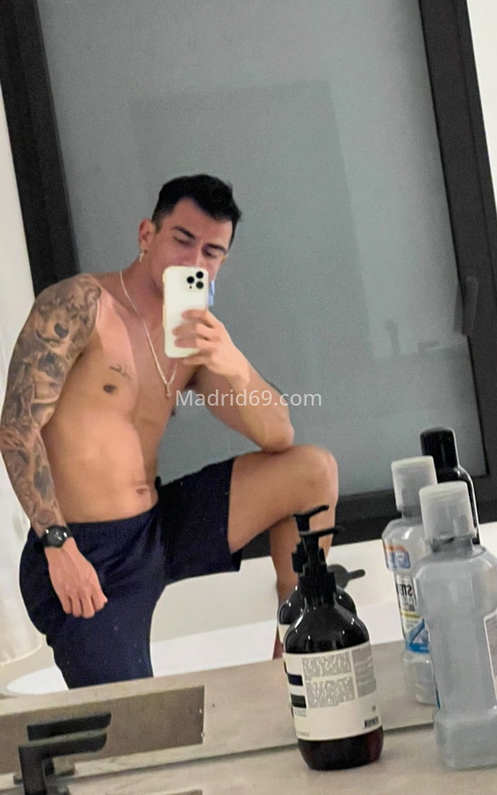 Nikolas, colombiano fiestero. 617931445. Citas en MADRID, MADRID. www.madrid69.com.